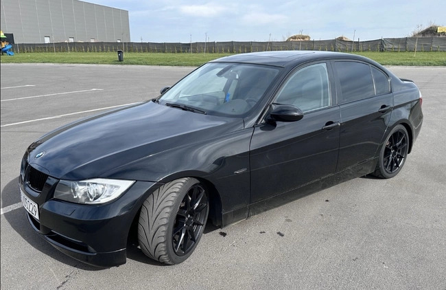 BMW Seria 3 cena 33900 przebieg: 261389, rok produkcji 2005 z Pleszew małe 407